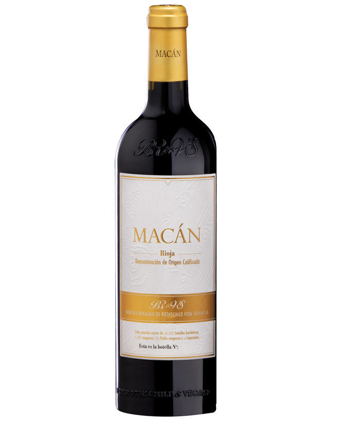 MACÁN 2019